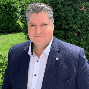 Carlos Ruiz Garvia