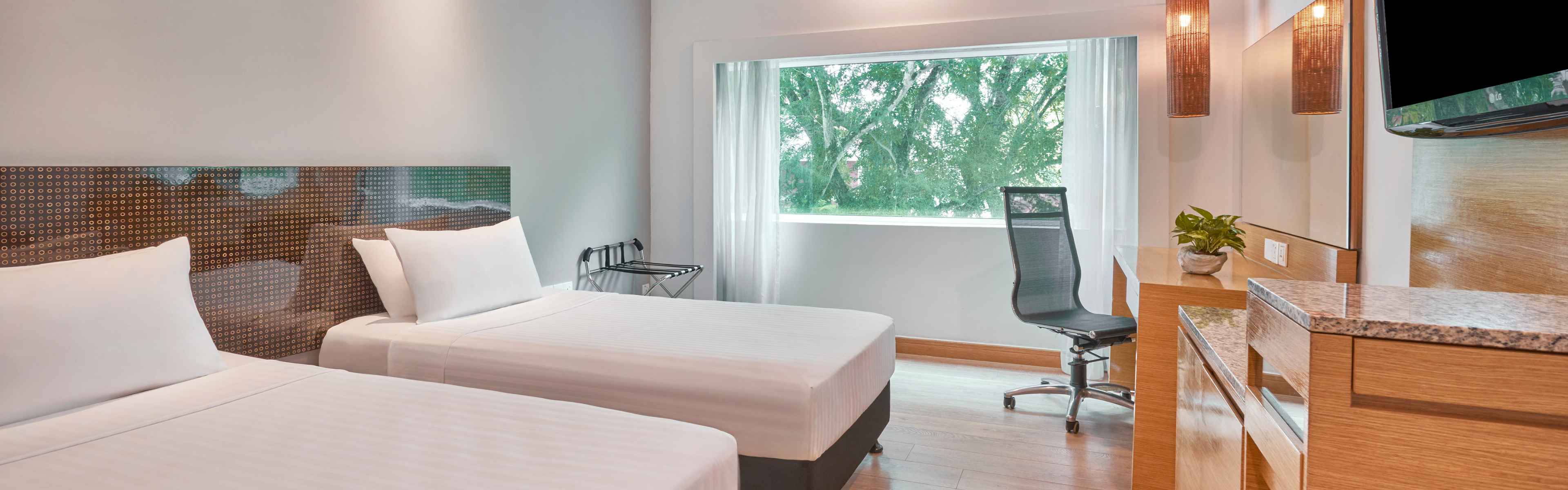 Village Hotel Changi — guest room